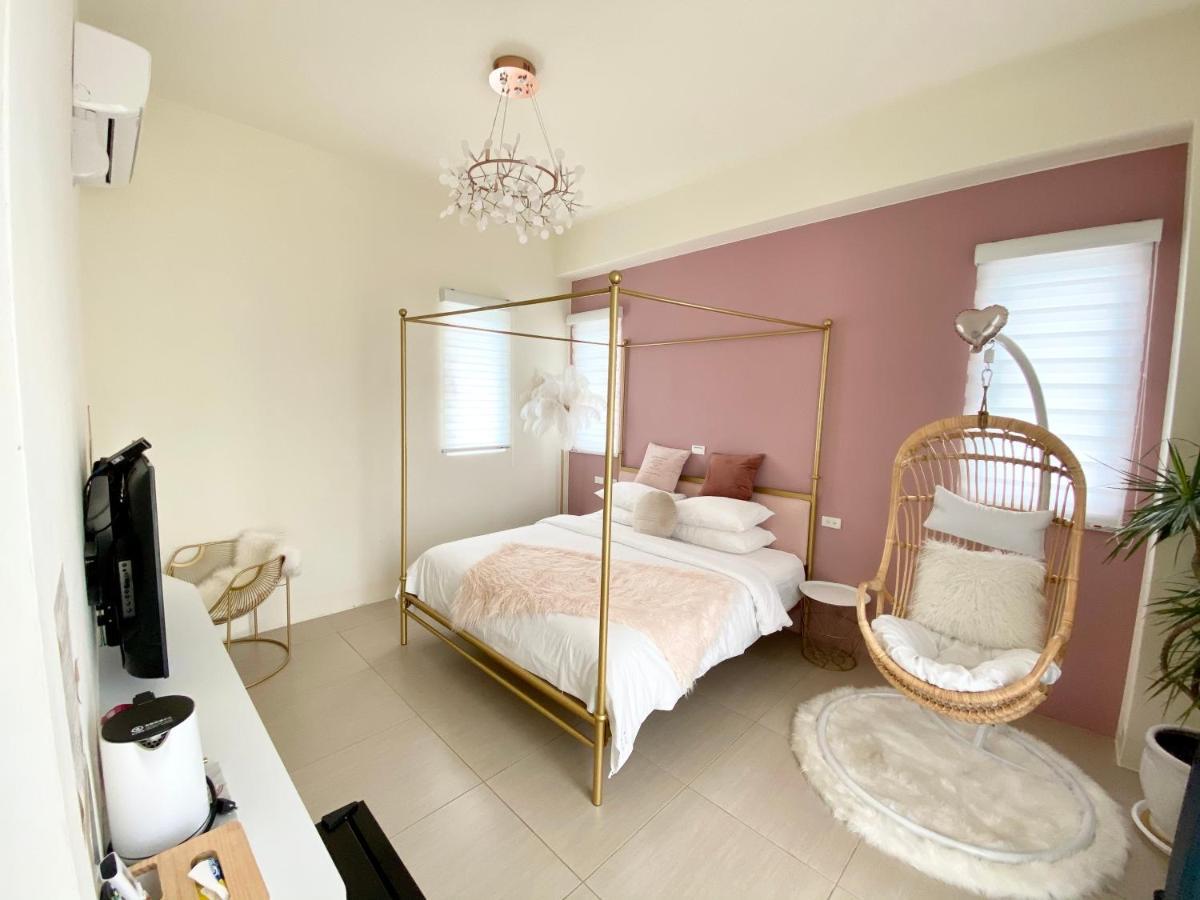 Burano Yellow Villa Hengchun Old Town Exterior foto